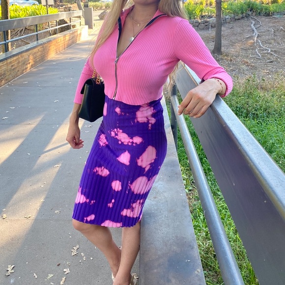 Cotton Citizen Vibrant Pink Zip-Up Crop Top - Picture 8 of 8